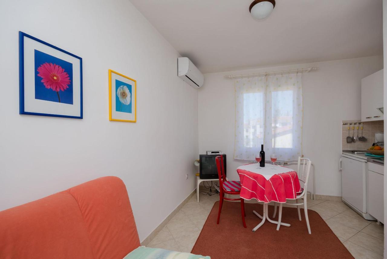 Apartments Milan Poreč Exterior foto