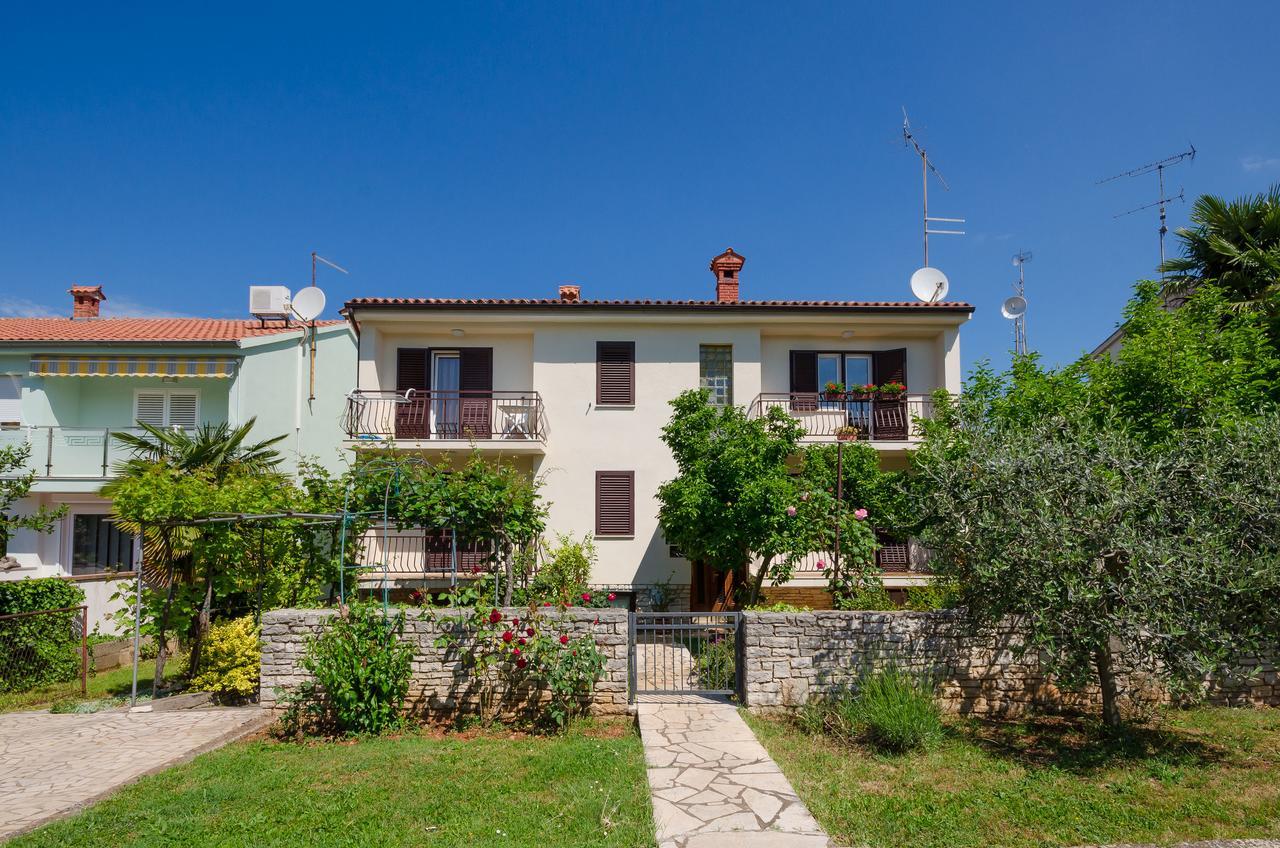 Apartments Milan Poreč Exterior foto